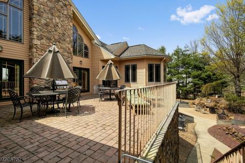 145 Chopin Dr, Wayne, NJ 07470 photo 23