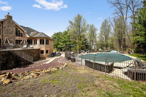145 Chopin Dr, Wayne, NJ 07470 photo 24