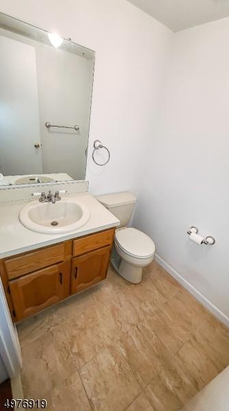 10 Hickory Ct, Middlesex, NJ 08846 photo 6