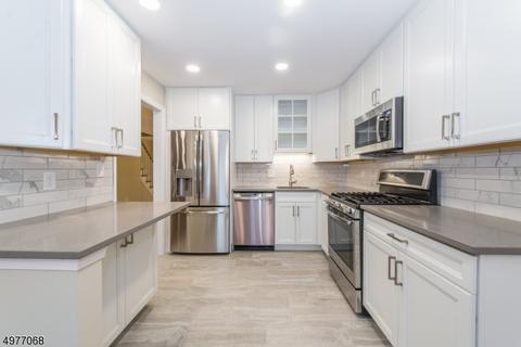 3 Hansen Pl, Wayne, NJ 07470 photo 8