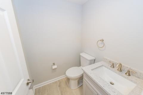 3 Hansen Pl, Wayne, NJ 07470 photo 13