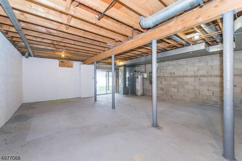 3 Hansen Pl, Wayne, NJ 07470 photo 21