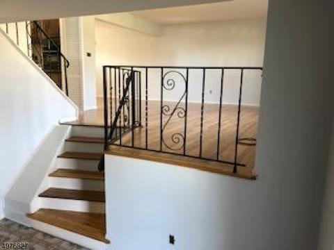 19 Corvair Pl, Wayne, NJ 07470 photo 6