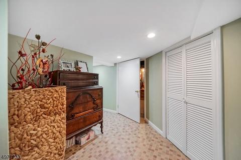 32 Thomas Ter, Wayne, NJ 07470 photo 22