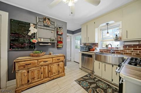 32 Thomas Ter, Wayne, NJ 07470 photo 10