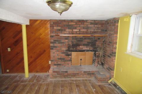 104 Grove St, Hackensack, NJ 07601 photo 4