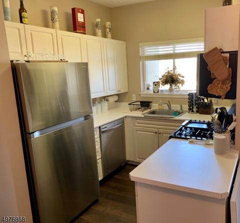1124 Brittany Dr, Wayne, NJ 07470 photo 5
