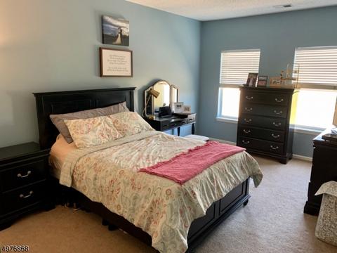 1124 Brittany Dr, Wayne, NJ 07470 photo 8