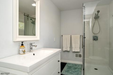 427 Mountain Ave, Springfield, NJ 07081 photo 13