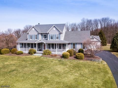 33 Farview Dr, Hackettstown, NJ 07840 photo 1