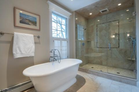 33 Farview Dr, Hackettstown, NJ 07840 photo 9
