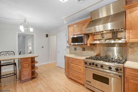 2 Littlebrook Rd, Springfield, NJ 07081 photo 9