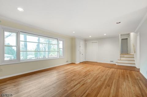 388 Timber Dr, Berkeley Heights, NJ 07922 photo 2