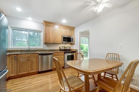 388 Timber Dr, Berkeley Heights, NJ 07922 photo 5