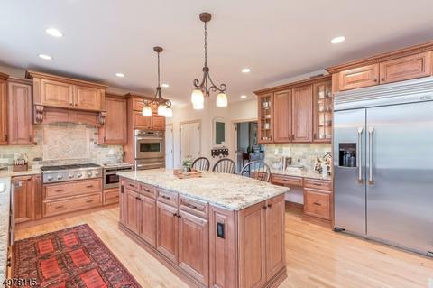 31 Primrose Ln, Bernards, NJ 07920 photo 9