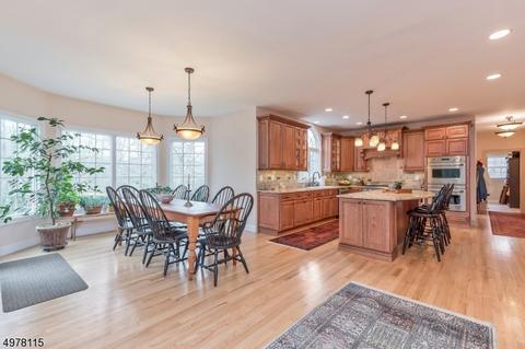 31 Primrose Ln, Bernards, NJ 07920 photo 8