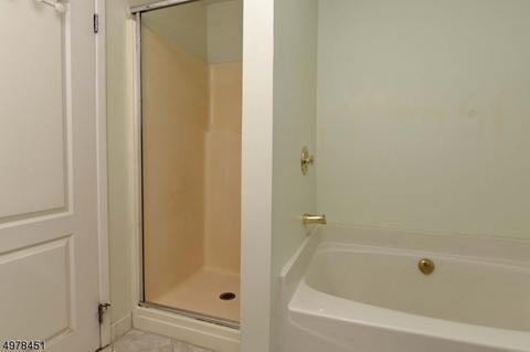 8305 Brittany Dr, Wayne, NJ 07470 photo 12