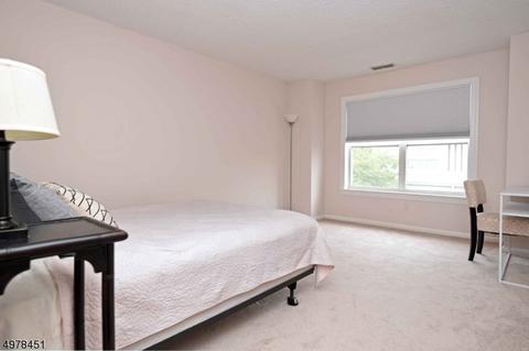 8305 Brittany Dr, Wayne, NJ 07470 photo 13