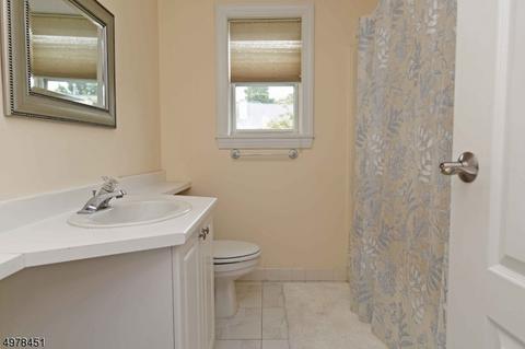 8305 Brittany Dr, Wayne, NJ 07470 photo 14