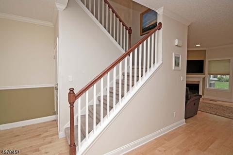 8305 Brittany Dr, Wayne, NJ 07470 photo 5