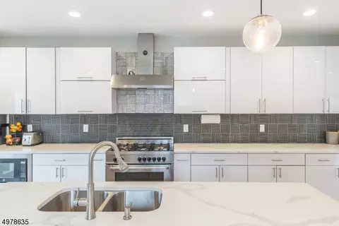 7 Montrose Ave, Summit, NJ 07901 photo 9