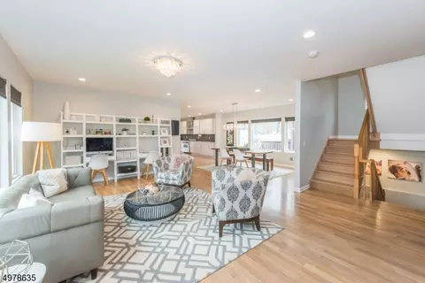 7 Montrose Ave, Summit, NJ 07901 photo 2