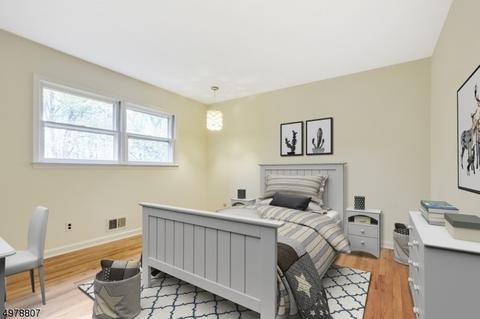 102 Exeter Dr, Berkeley Heights, NJ 07922 photo 14