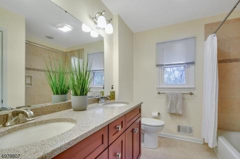 102 Exeter Dr, Berkeley Heights, NJ 07922 photo 16