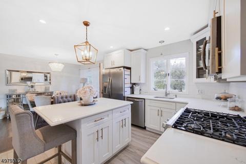 371 Ratzer Rd, Wayne, NJ 07470 photo 9
