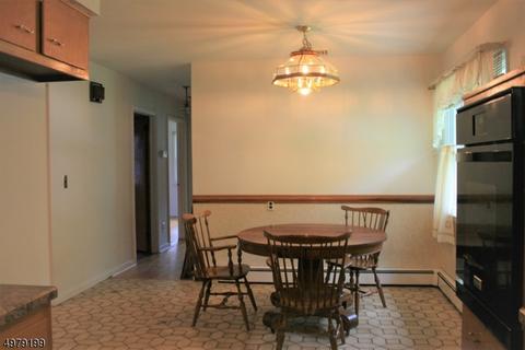 50 Sears Pl, Wayne, NJ 07470 photo 10