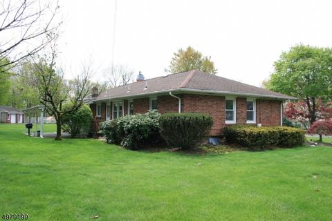 50 Sears Pl, Wayne, NJ 07470 photo 5