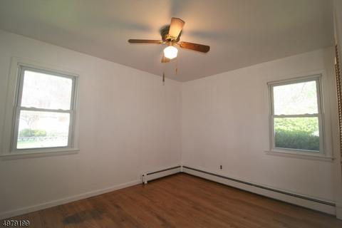 50 Sears Pl, Wayne, NJ 07470 photo 13