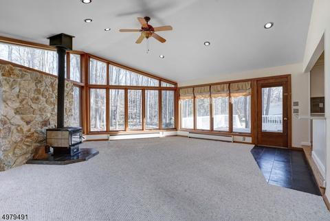 102 Sutton Dr, Berkeley Heights, NJ 07922 photo 8