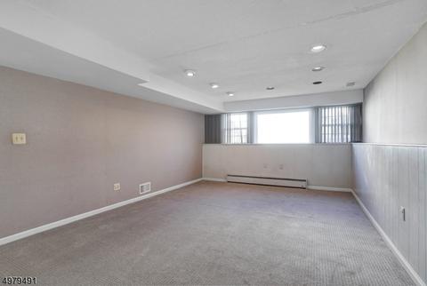 102 Sutton Dr, Berkeley Heights, NJ 07922 photo 19