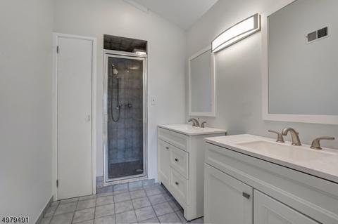 102 Sutton Dr, Berkeley Heights, NJ 07922 photo 15