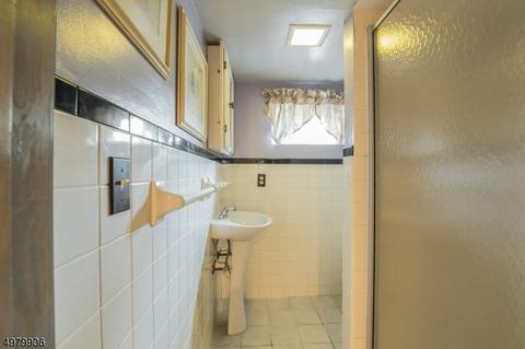 626 Summit Rd, Union, NJ 07083 photo 16