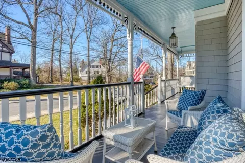 19 Crescent Ave, Summit, NJ 07901 photo 2
