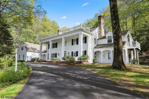 30 Spring Hill Rd, Mendham, NJ 07945 photo 2