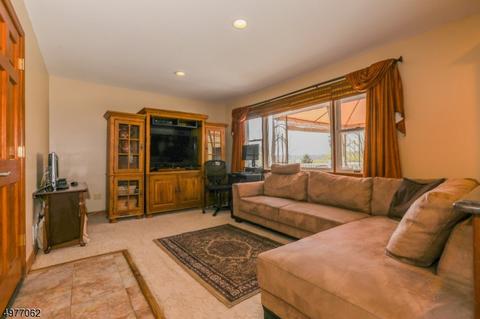 23 Shepherd Dr, Wanaque, NJ 07465 photo 8