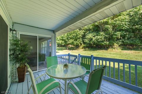 29 Bowfell Ct, Wayne, NJ 07470 photo 22