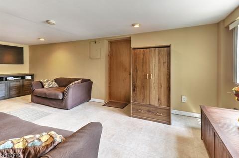 3 Deerfield Rd, Wayne, NJ 07470 photo 15