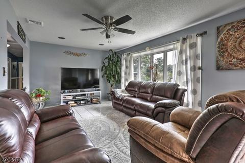 3 Deerfield Rd, Wayne, NJ 07470 photo 4