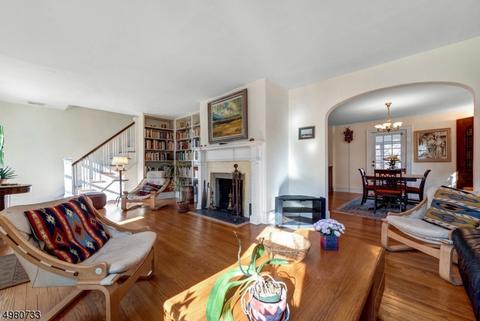 136 Pine Grove Ave, Summit, NJ 07901 photo 4