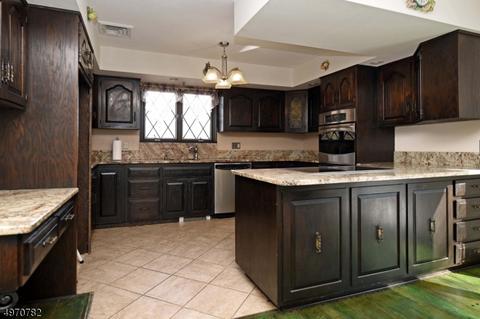 3 Rigby Ct, Wayne, NJ 07470 photo 6