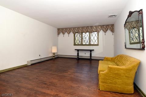 3 Rigby Ct, Wayne, NJ 07470 photo 11
