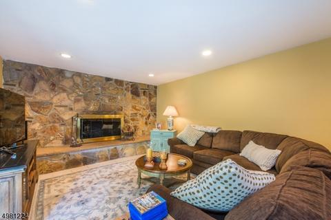7 E Logan Rd, Randolph, NJ 07869 photo 16