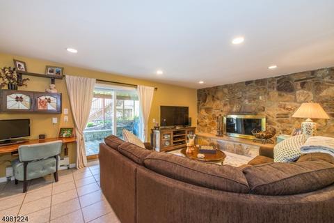 7 E Logan Rd, Randolph, NJ 07869 photo 18