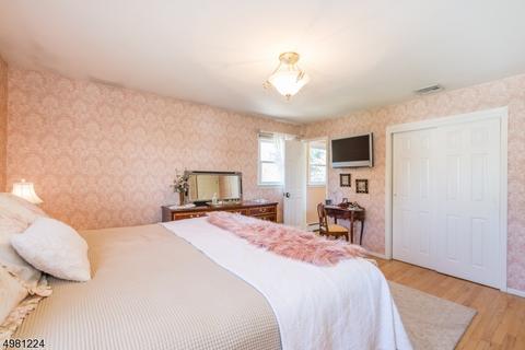 7 E Logan Rd, Randolph, NJ 07869 photo 12