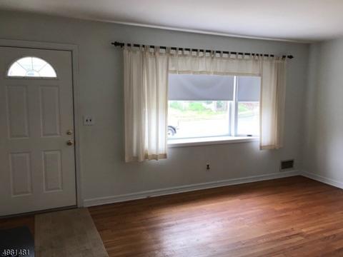 121 Locust Dr, Union, NJ 07083 photo 6