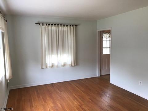 121 Locust Dr, Union, NJ 07083 photo 7
